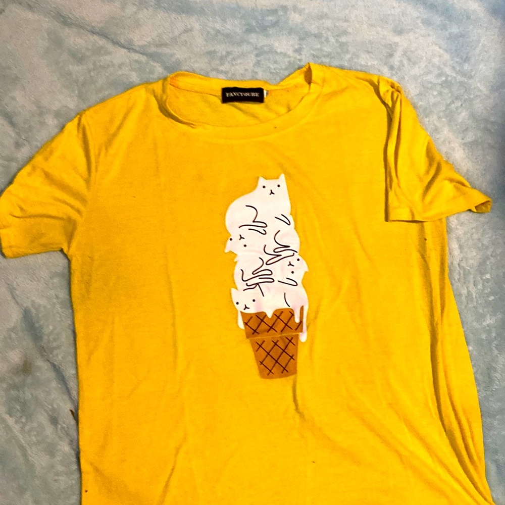 Funny cat graphic tee
